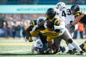 COLUMN: Diore Hubbard's refusal to stay down played a major role in WVU staying up against Colorado